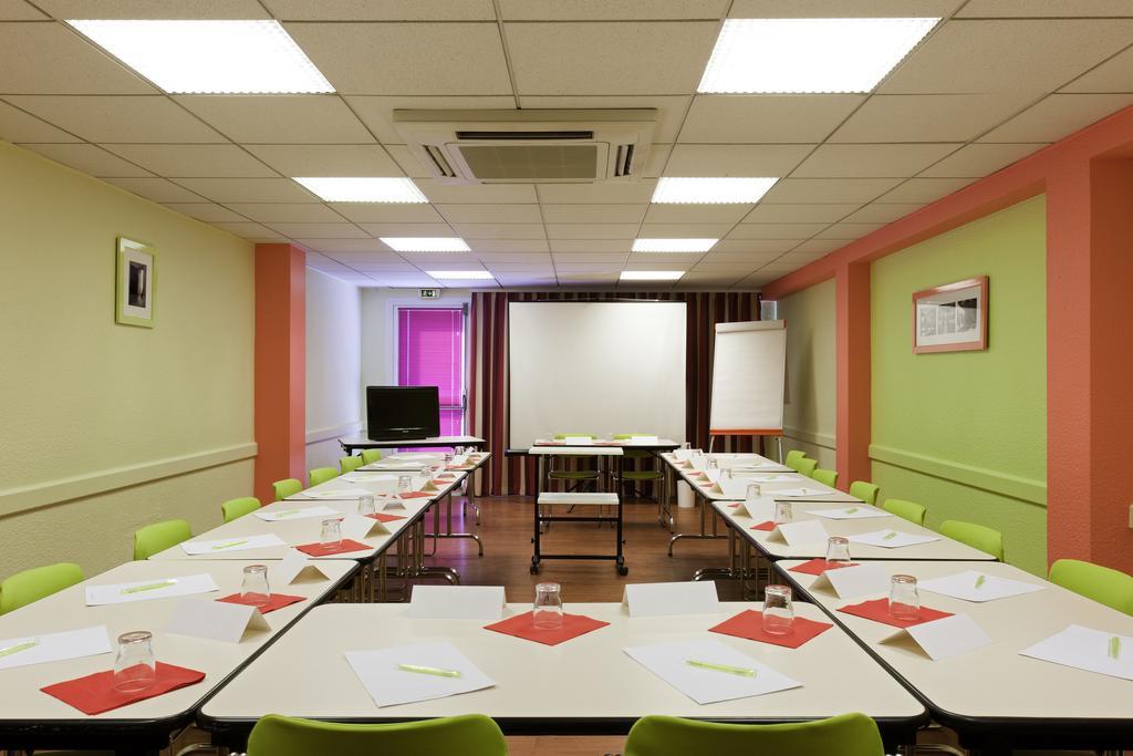 Ibis Styles Bourg En Bresse Hotel Zakenleven foto
